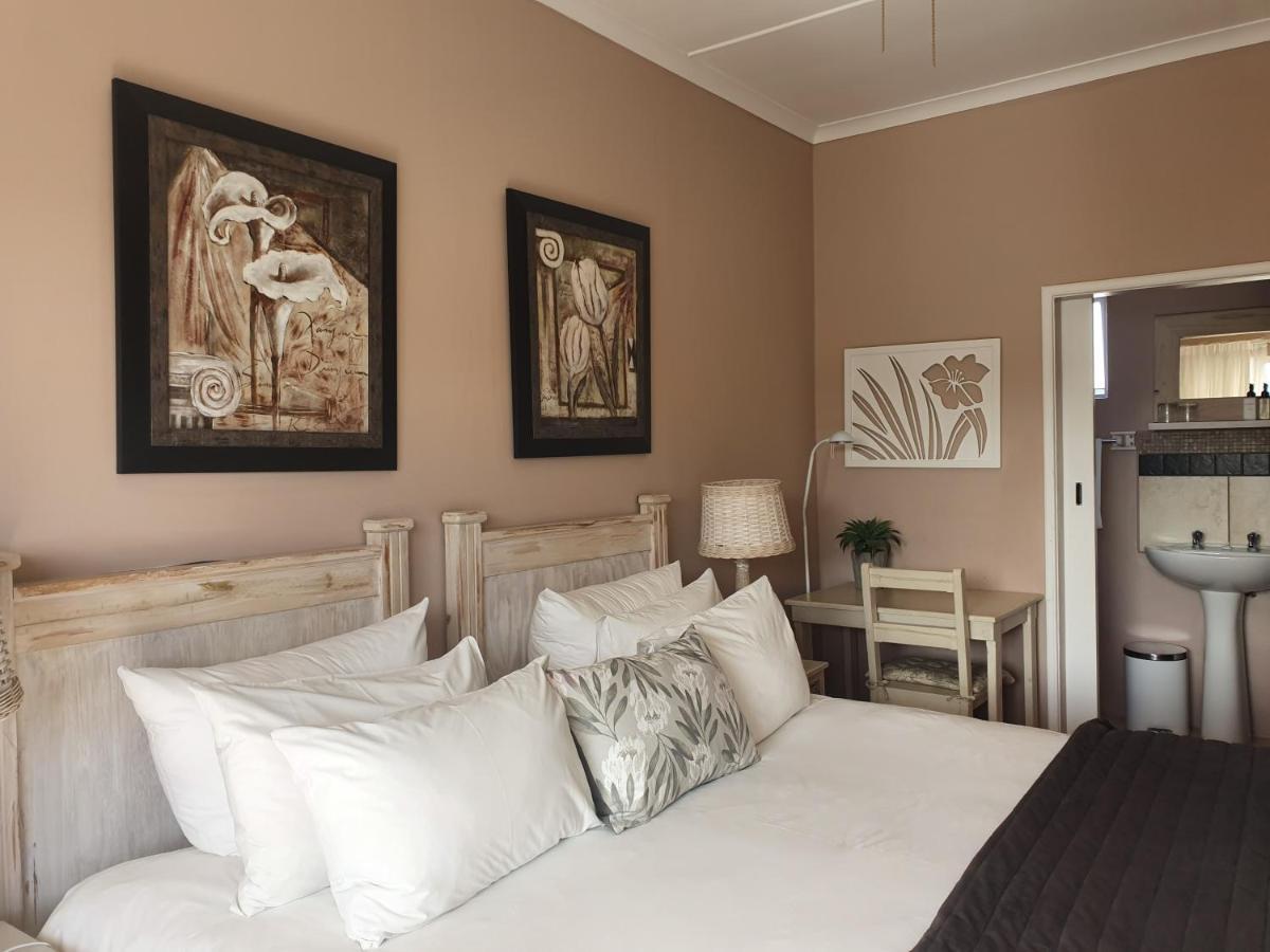 Nahoon Bed & Breakfast East London Esterno foto