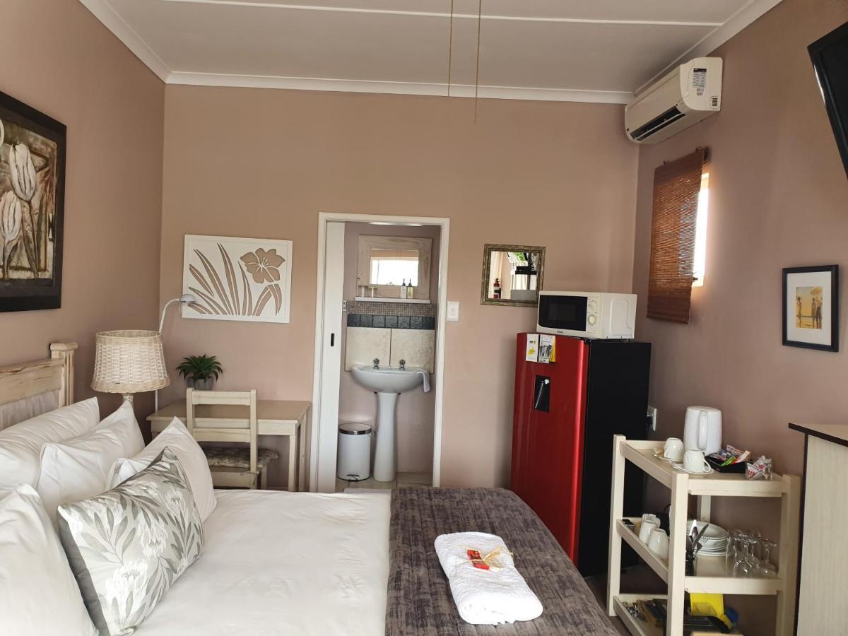 Nahoon Bed & Breakfast East London Esterno foto
