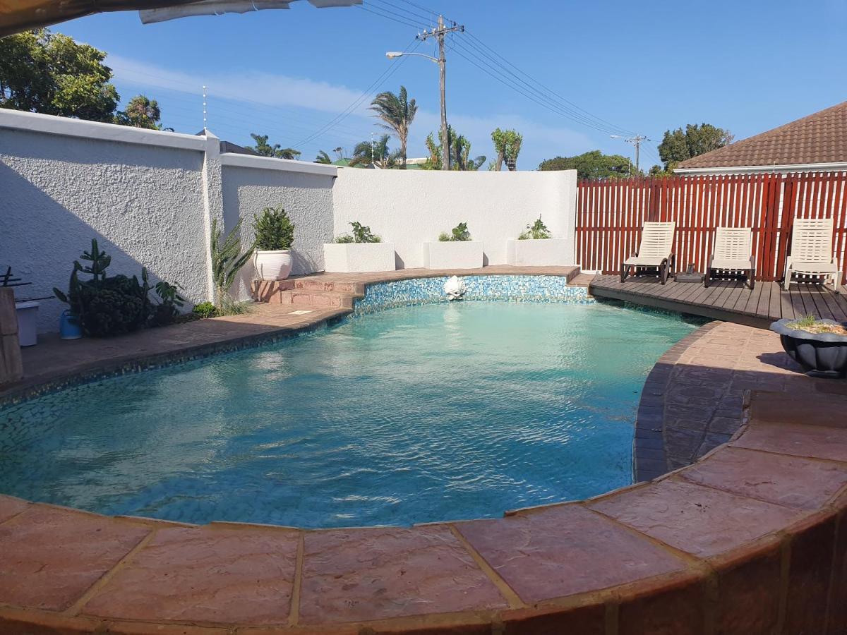 Nahoon Bed & Breakfast East London Esterno foto